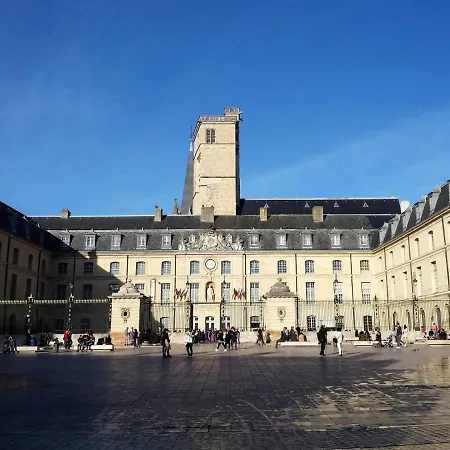 Au Coeur Des Allees